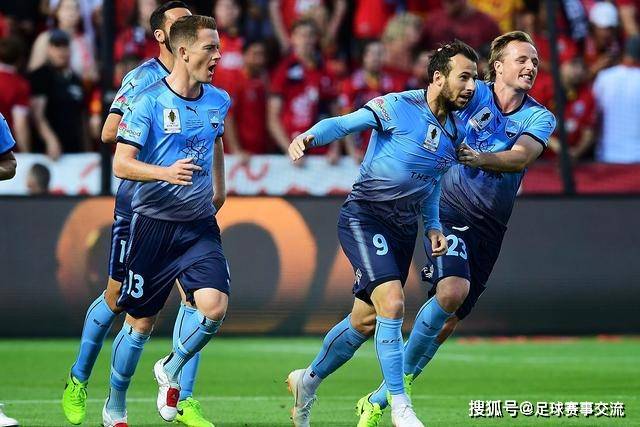 夏洛特FC主帅：梅西踢球就像在下国际象棋，总能提前思考两三步